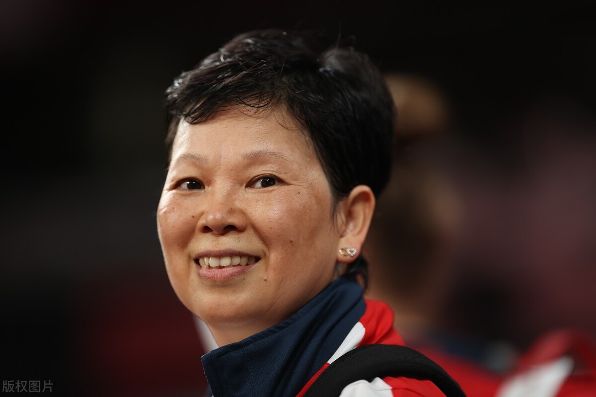 震惊了，上海58岁倪夏莲再次获世乒赛奖牌