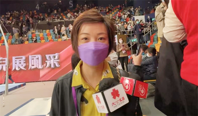 这张4人合影=15枚奥运金牌!40岁张怡宁郭晶晶保养好,像28岁美女