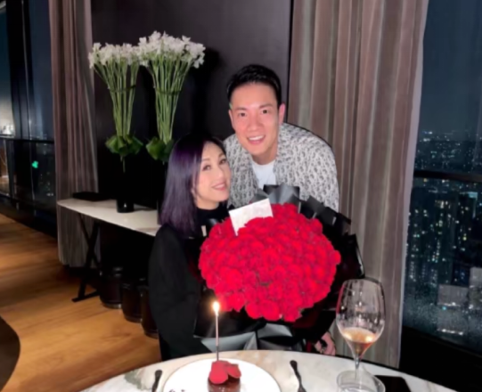 杨千嬅解释移居上海原因,丈夫爸妈思念孙子,否认儿子读昂贵学校