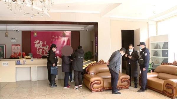 85岁老人半年足浴店消费40万,店员:4人为其服务,花费2.5万元