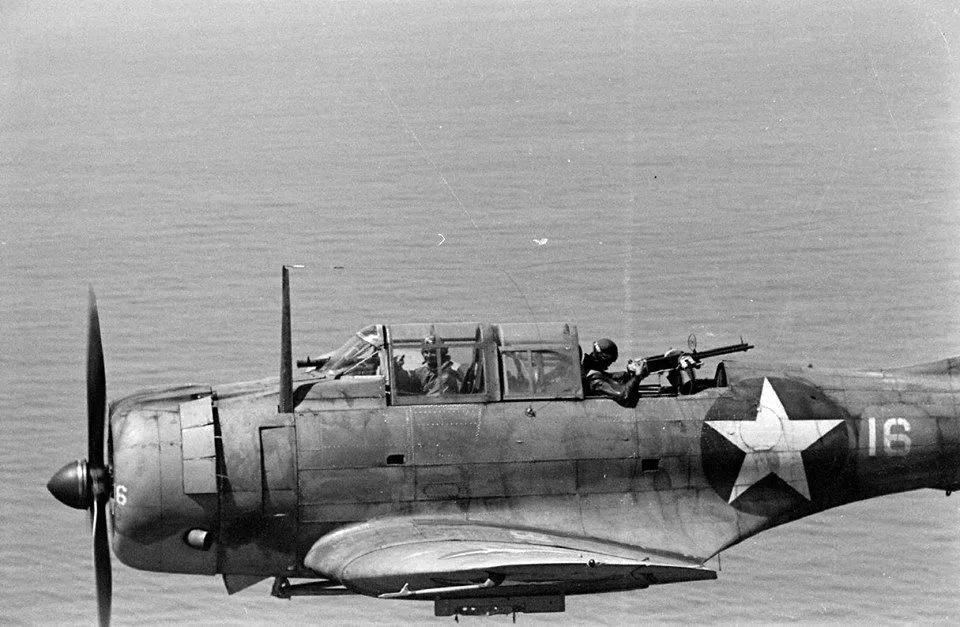 sbd俯冲轰炸机（sbd俯冲轰炸机黑白图集）  第38张